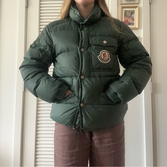 Oversized Moncler Dark Green Puffer Jacket - Picture 8 of 8